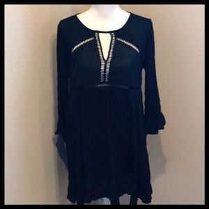 NWT Women's Hem & Thread Peasant Shirt